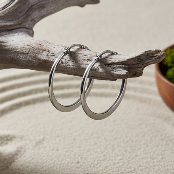 ๐๏ธMinimalist 316L Stainless Steel Hoop Earrings | Trendy & Hypoallergenic Hoops - Picture 9 of 14